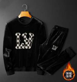 Picture of LV Sweater Suits _SKULVM-4XLkdtn8540900